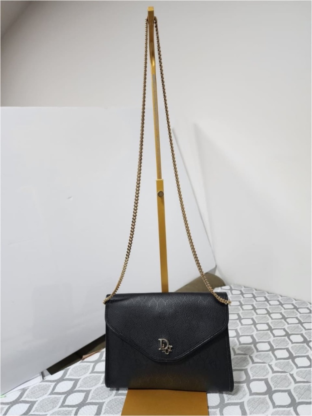 Authentic Christian Dior Vintage Leather Shoulder Bag Black